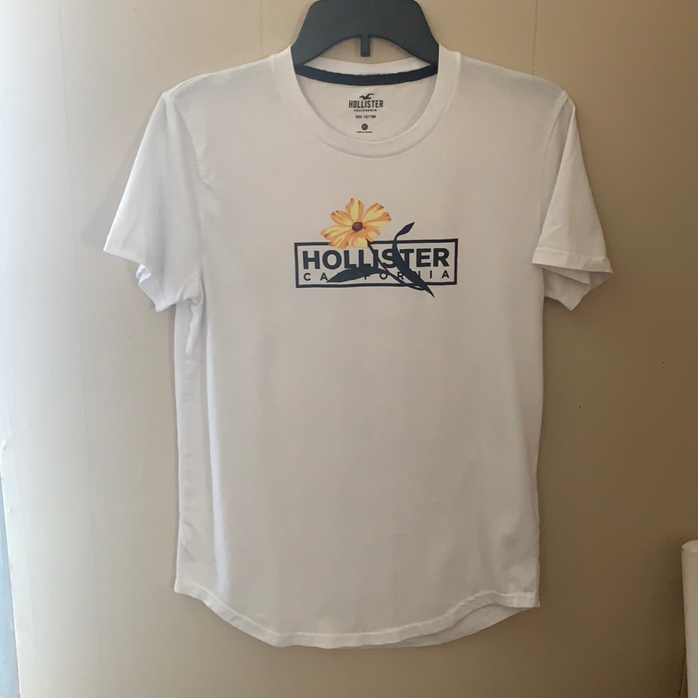 Hollister Graphic Tee Men’s XS